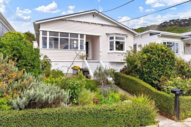 89 Nottingham Street, Karori, Wellington - Carousel 1