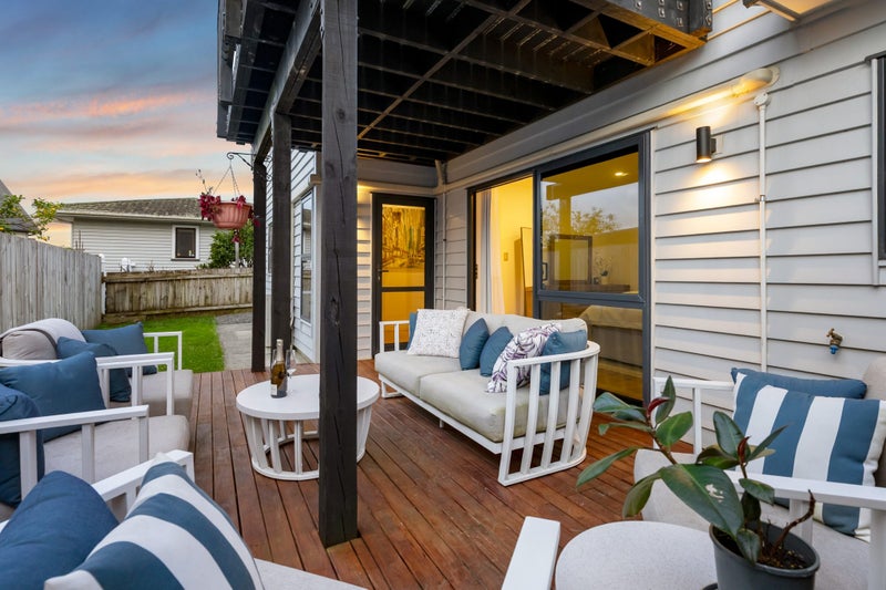 49 Matipo Road, Te Atatu Peninsula, Auckland - Carousel 2