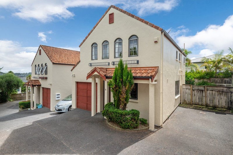 5/5 Spencer Road, Oteha, Auckland - Carousel 1