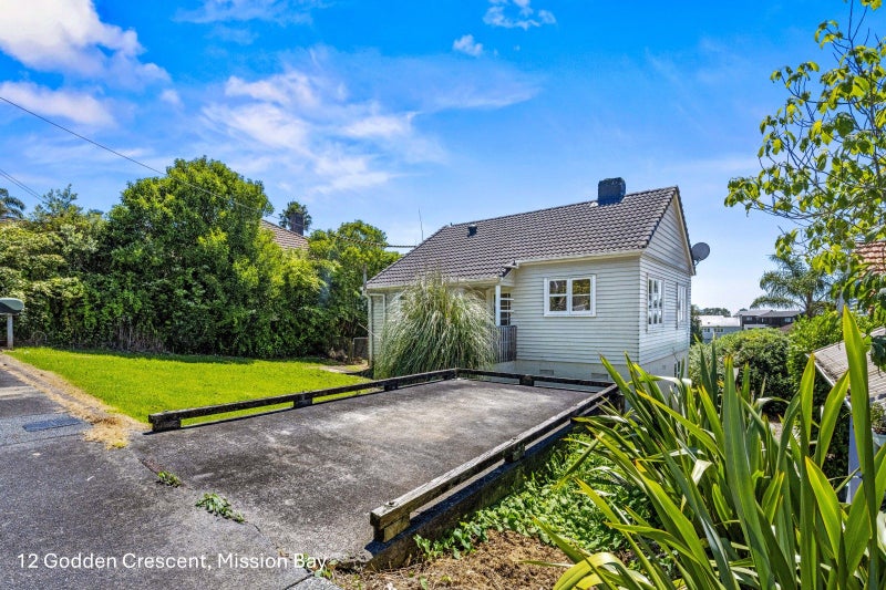 12 Godden Crescent, Orakei, Auckland - Carousel 2
