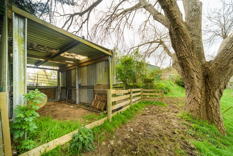 274 Turitea Road, Turitea, Palmerston North - Carousel 26