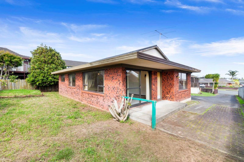 2/162 Prince Regent Drive, Farm Cove, Auckland - Carousel 1