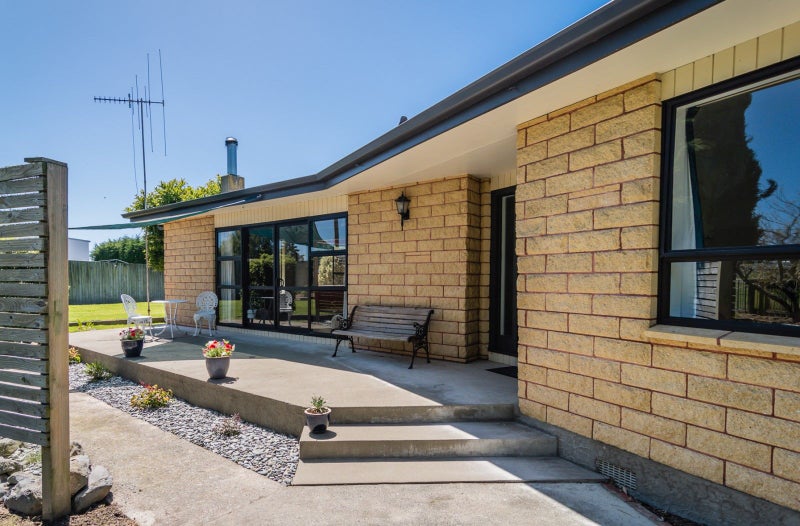 53 Blue Cliffs Road, St Andrews - Carousel 1