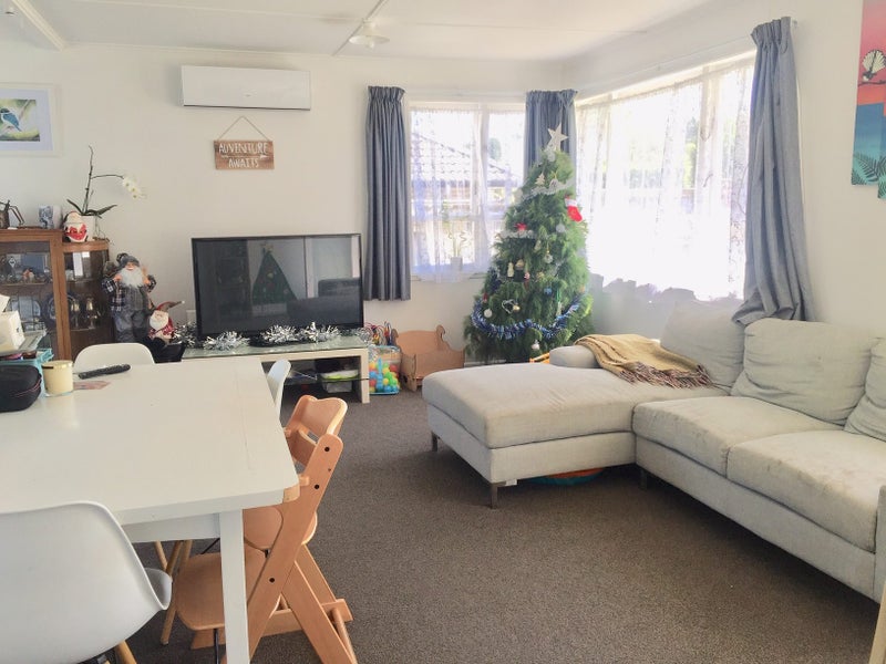 28 Sunkist Bay Road, Beachlands, Auckland - Carousel 2