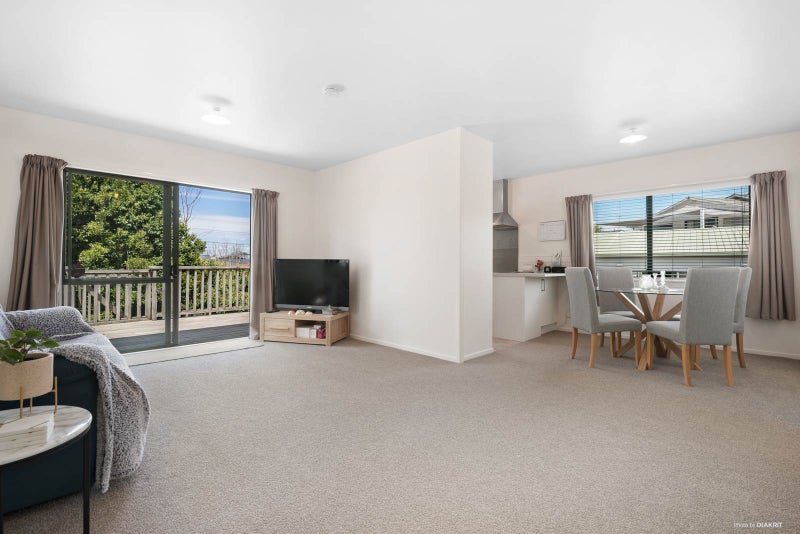 2/29 Bruce Road, Glenfield, Auckland - Carousel 2