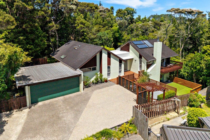 14 Langstone Place, Chatswood, Auckland - Carousel 1