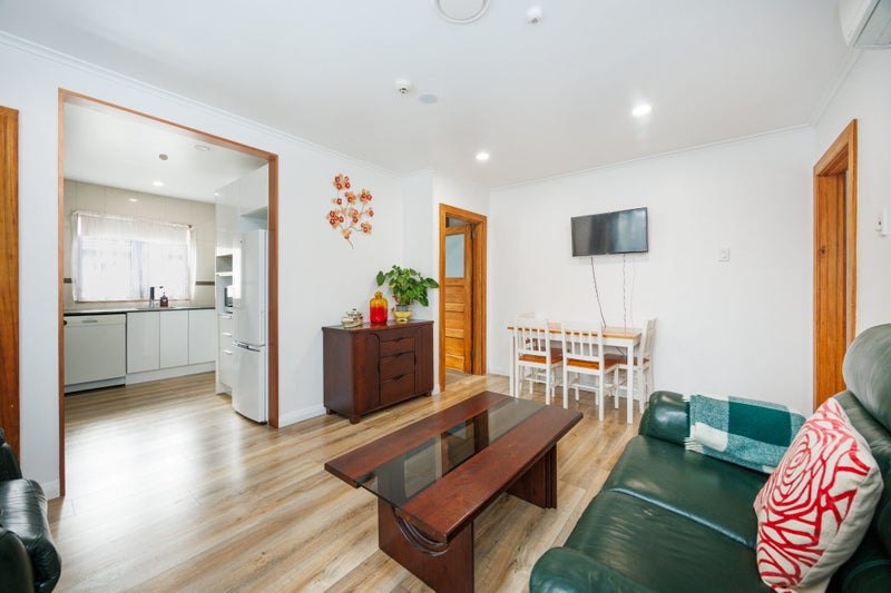5/288 College Street, West End, Palmerston North - Carousel 1