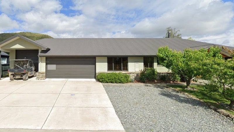 10 Ahuriri Drive, Omarama, Ōmarama - Carousel 1