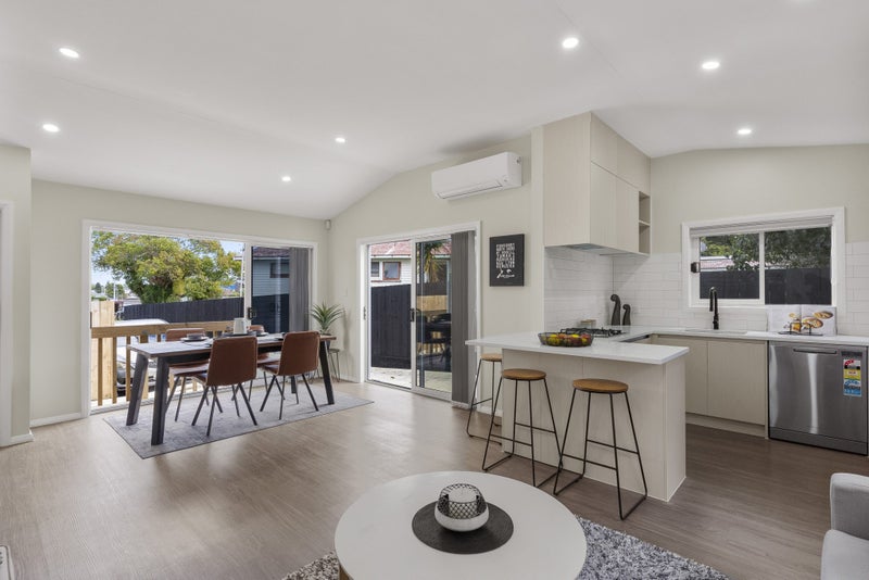 30D Ferguson Street, Manurewa East, Auckland - Carousel 1