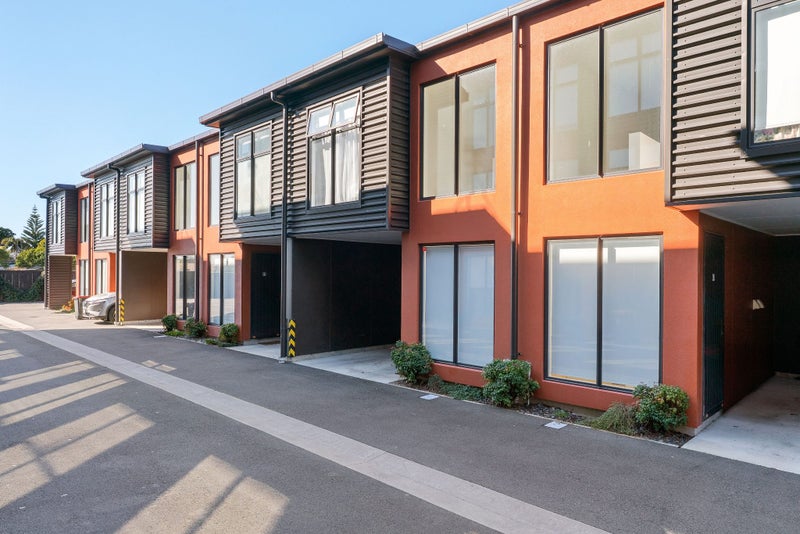48/17 Owens Place, Mount Maunganui, Mount Maunganui - Carousel 1