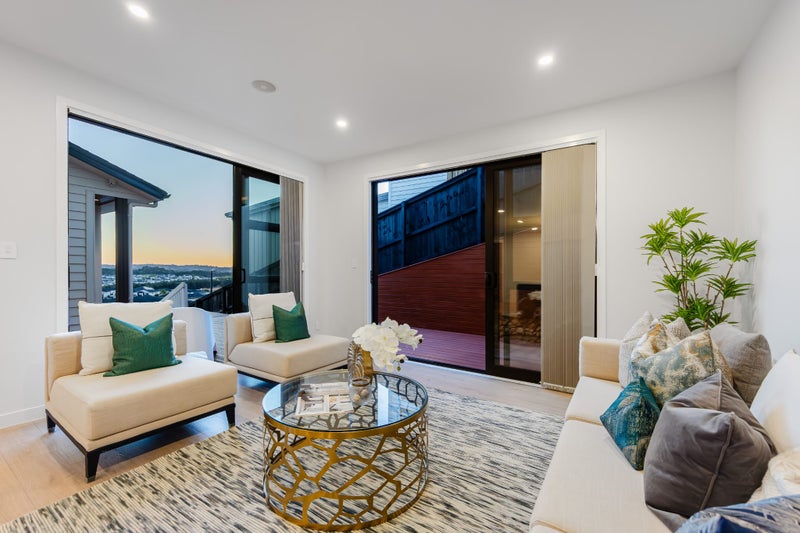 17 Manawanui Way, Orewa, Rodney, Auckland - Carousel 2