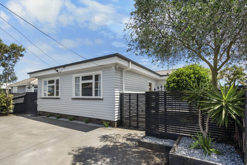 2/97 Bassett Street, Burwood, Christchurch - Carousel 1