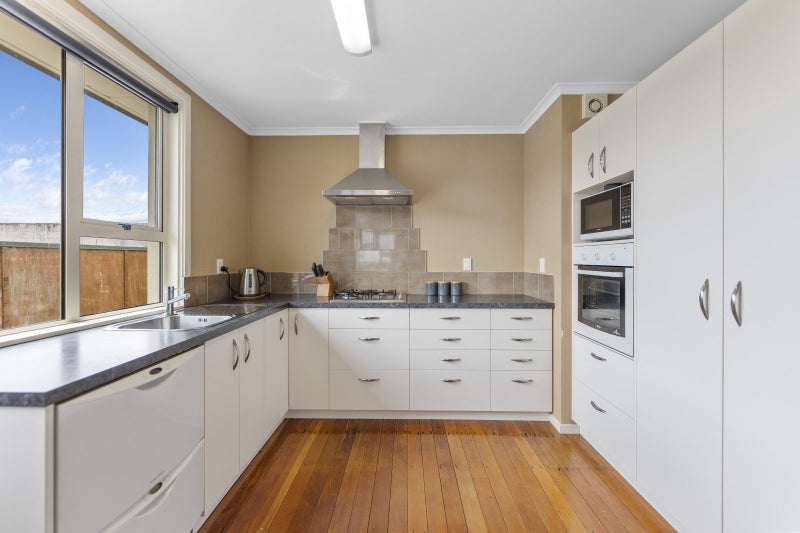28 Arundel Street, Oamaru North, Oamaru - Carousel 2
