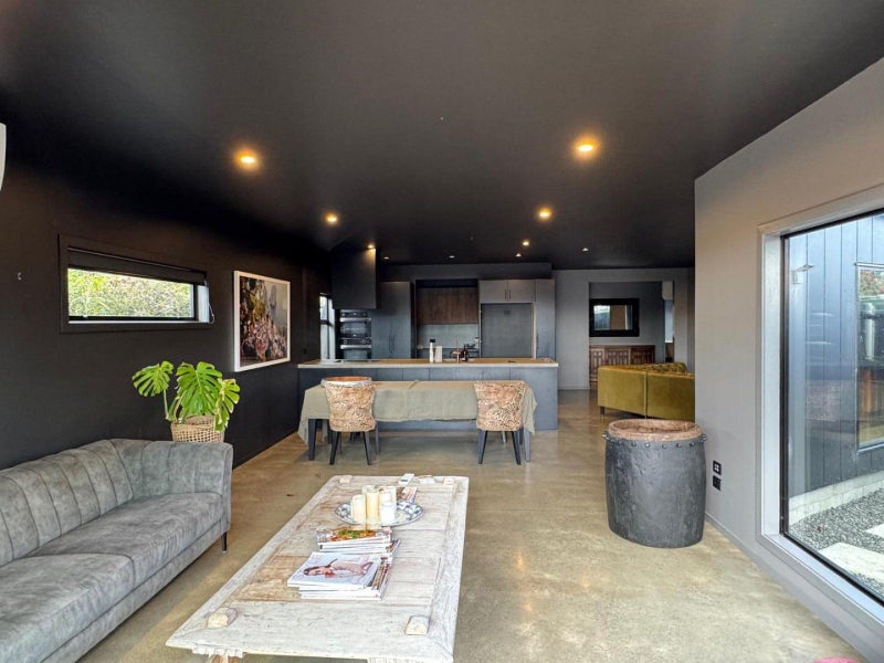12A Busby Hill, Havelock North - Carousel 1