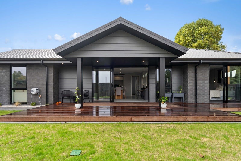 5 Hauhake Terrace, Leamington, Cambridge - Carousel 1