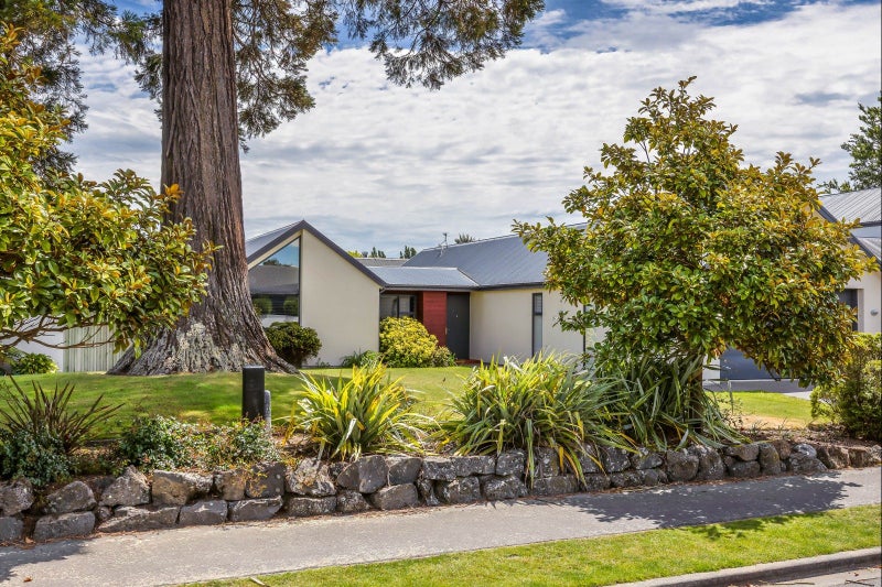 6 Rockport Place, Parklands, Christchurch - Carousel 1