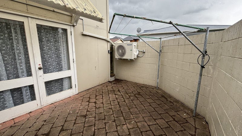 120 Randwick Road, Moera, Lower Hutt, Wellington - Carousel 8