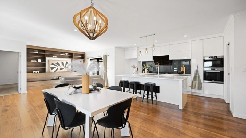 7 Waikaka Place, Rototuna North, Hamilton - Carousel 1