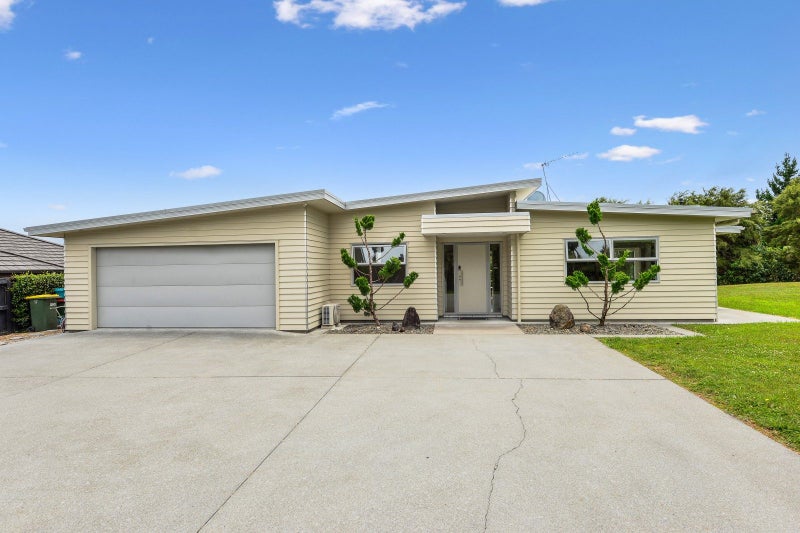 23 Bentley Rise, Flagstaff, Hamilton - Carousel 2