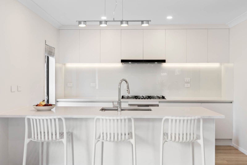 7 Oakville Avenue, Flat Bush, Auckland - Carousel 2