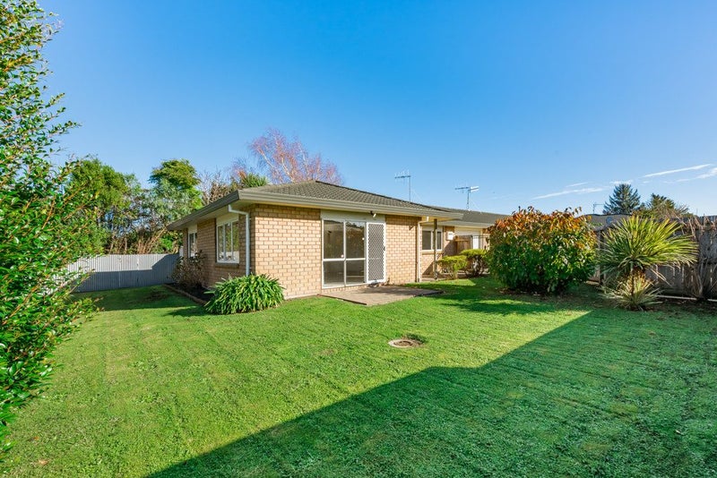 42 Arawhata Road, Paraparaumu - Carousel 1