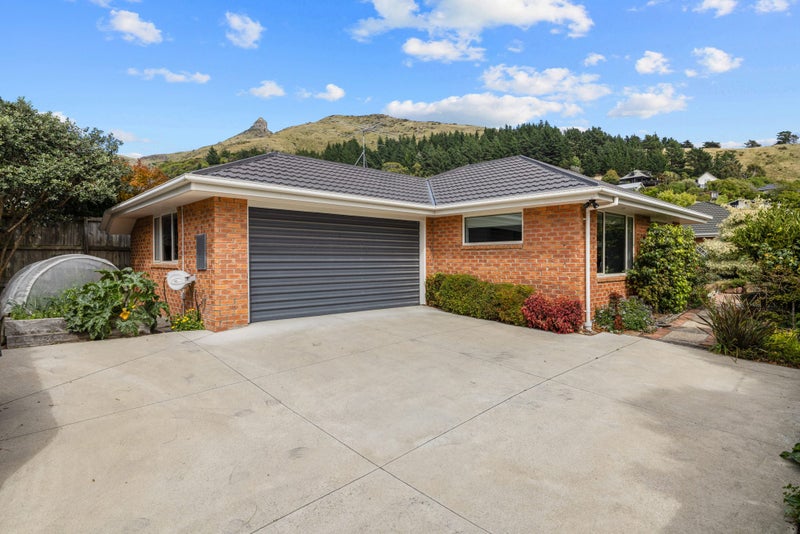 7 Malthouse Lane, Heathcote Valley, Christchurch - Carousel 1