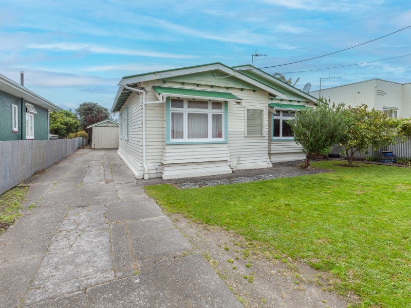 73 Meeanee Quay, Westshore, Napier - Carousel 1