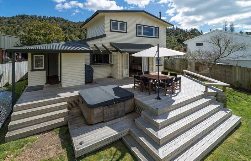 15 Okareka Loop Road, Lake Okareka, Rotorua - Carousel 1