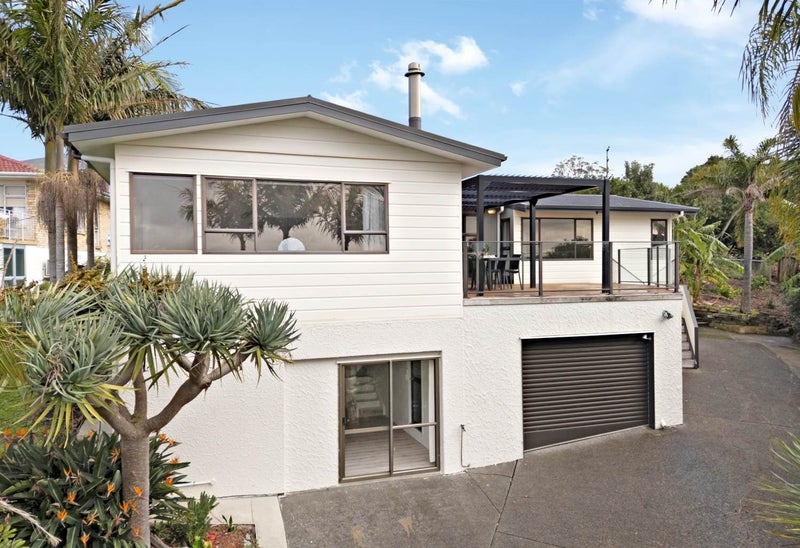 6 Layton Road, Manly, Rodney, Auckland - Carousel 1