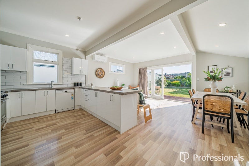 17 Lincoln Avenue, Epuni, Lower Hutt, Wellington - Carousel 2