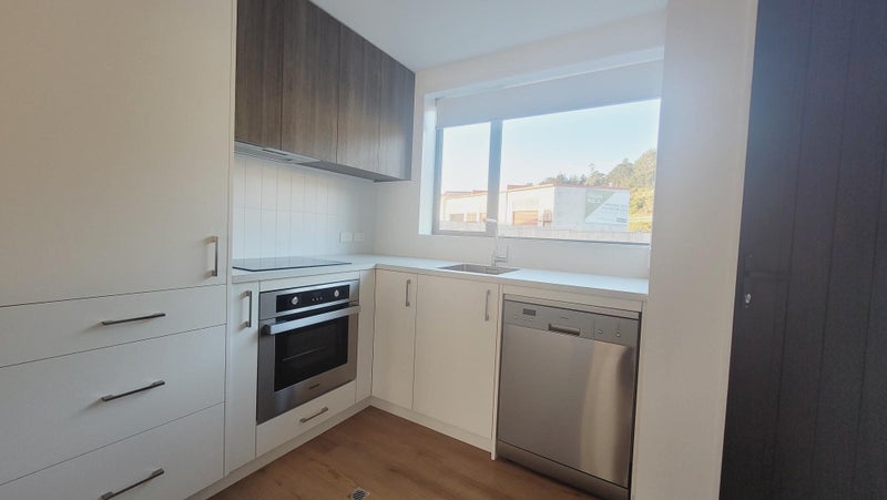 88 Ara Paiwhenua, Tawa, Wellington, Wellington - Carousel 2