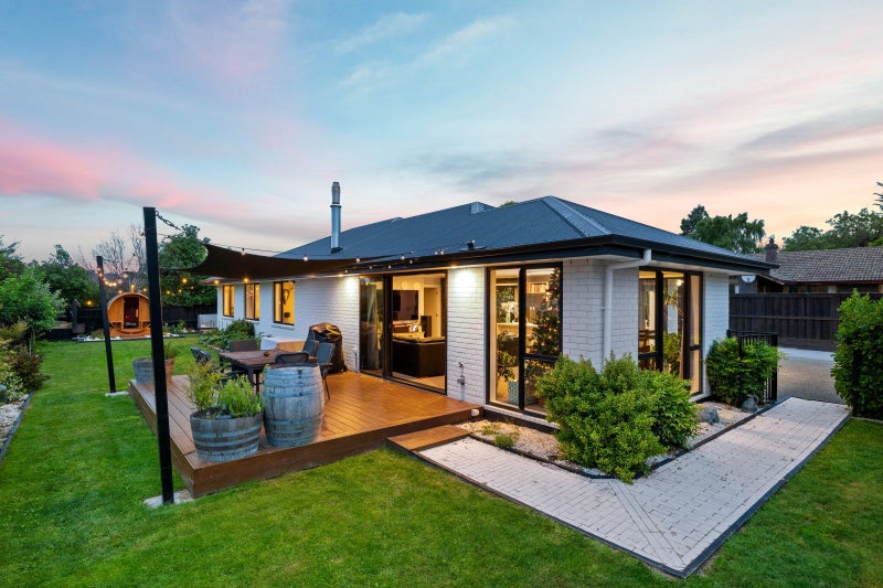 84B Alma Street, Renwick - Carousel 1