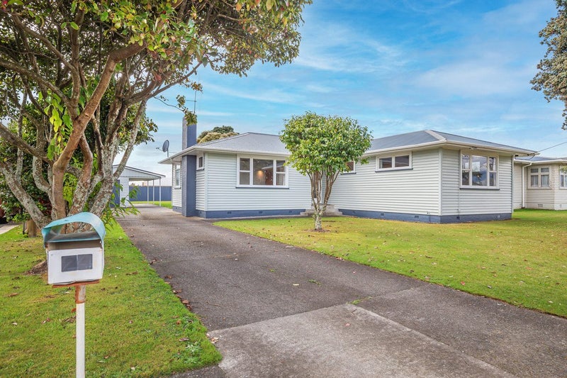 24 Carlisle Street, Levin, Levin - Carousel 2
