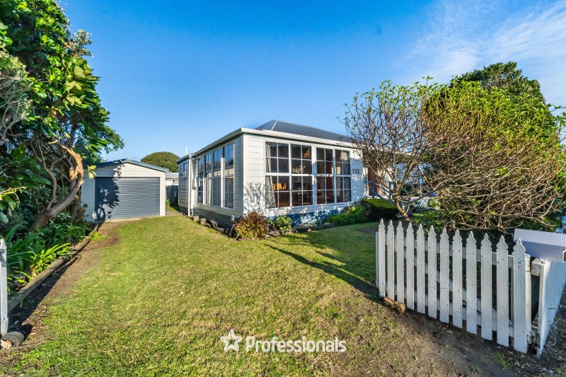124 Tutere Street, Waikanae Beach, Waikanae - Carousel 26