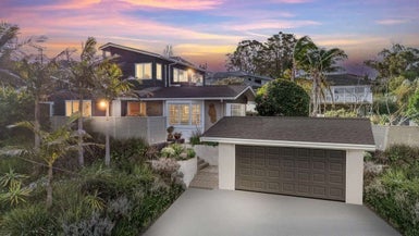 4 Gibson Place, Mellons Bay, Auckland - Carousel 1