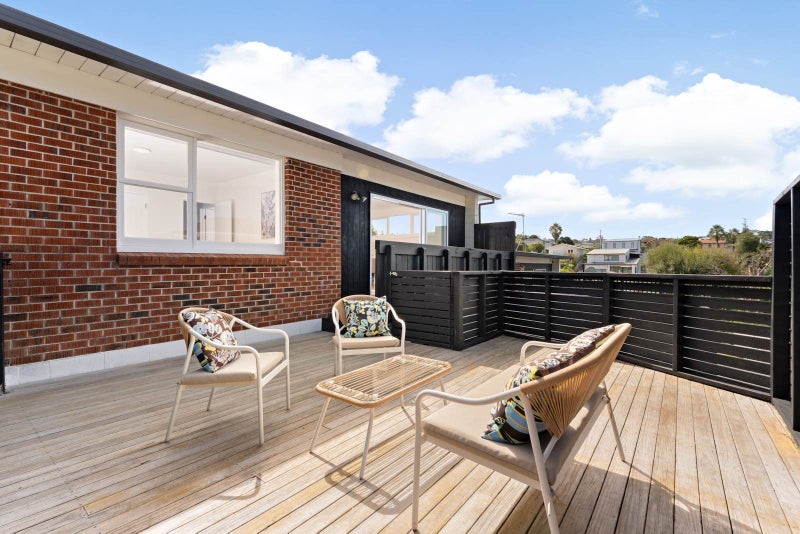 1/20 Penning Road, Castor Bay, Auckland - Carousel 2