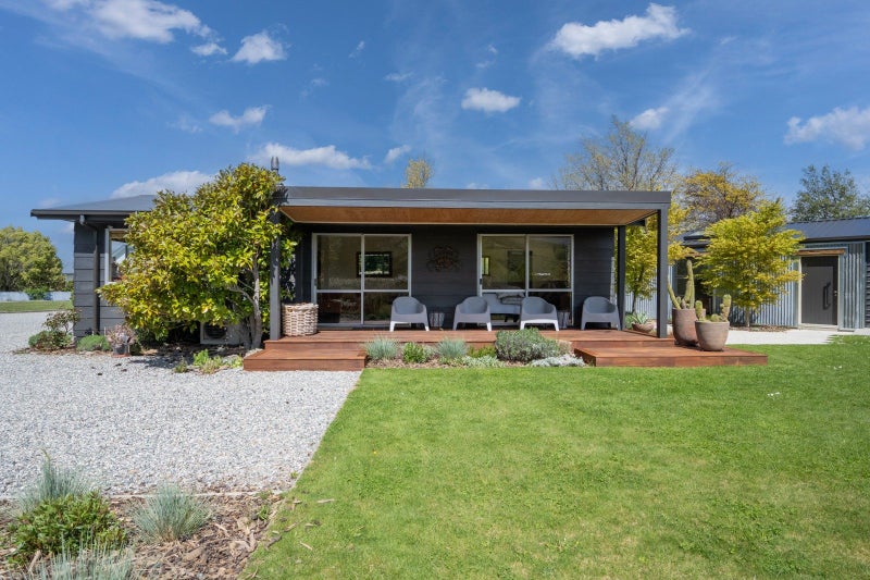 3 Drivers Rest, Clyde, Clyde - Carousel 2