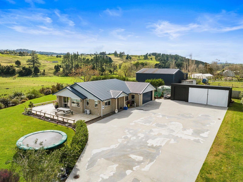 Property Valuation for 43 Maungakaramea Road, Whangarei Trade Me