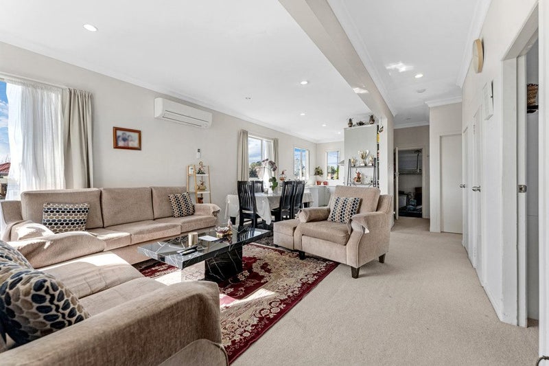 21 Kautami Avenue, Papatoetoe, Auckland - Carousel 2