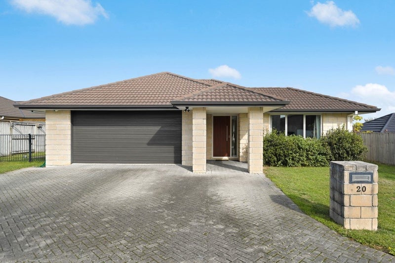 20 Wisteria Place, Flagstaff, Hamilton - Carousel 1