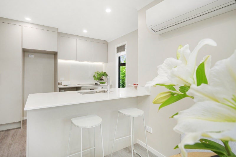 6D Te Whiti Grove, Waterloo, Lower Hutt - Carousel 2