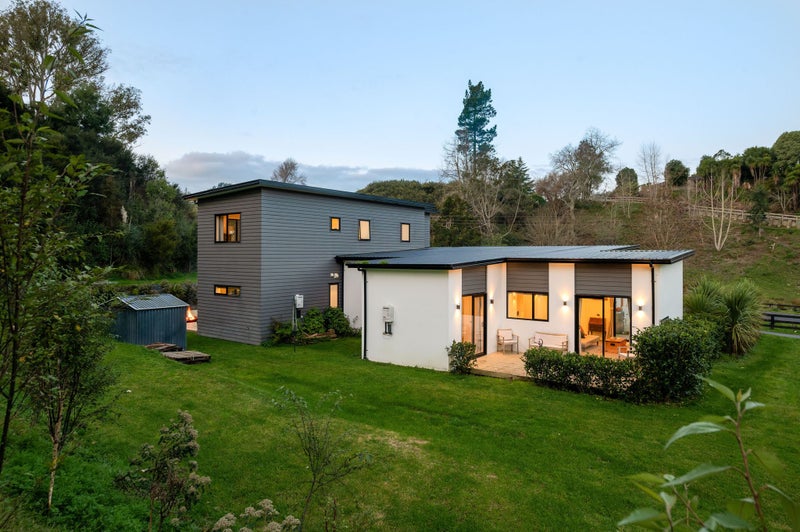 19 Annebrook Road, Hamilton - Carousel 1