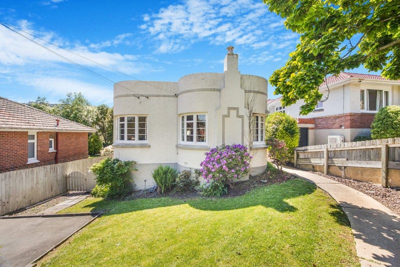 33 Glendining Avenue, North East Valley, Dunedin - Carousel 1