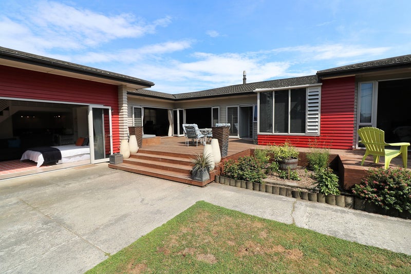 35 William Wong Place, Carterton - Carousel 1