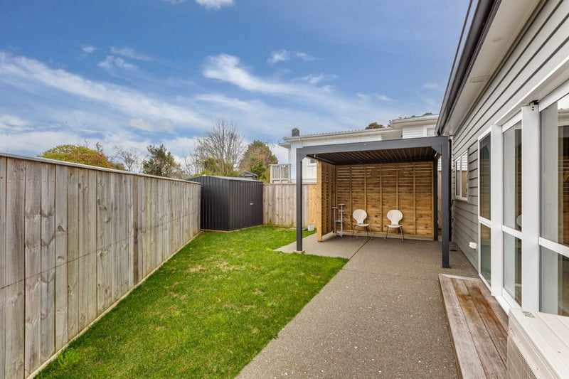 3B Faris Crescent, Wainuiomata, Lower Hutt - Carousel 1