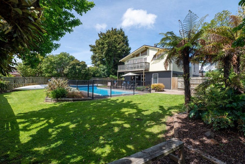 18 Iles Road, Lynmore, Rotorua - Carousel 1