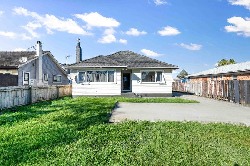 8 Martin Road, Manurewa, Auckland - Carousel 2