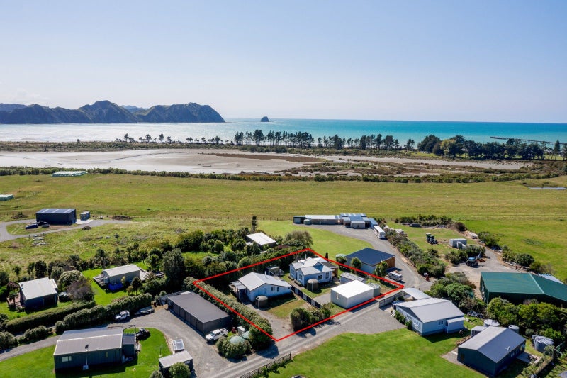22A Rangiuia Road, Tolaga Bay - Carousel 1