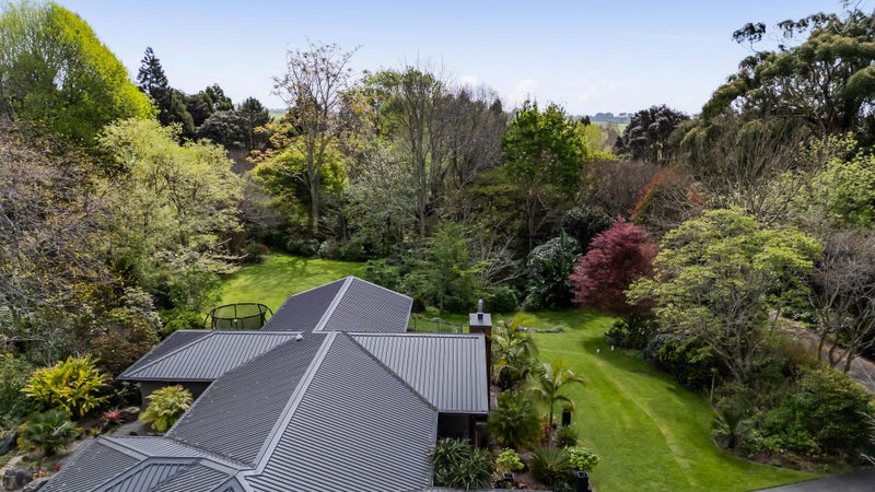 1405 South Road, Kaitake, New Plymouth - Carousel 50