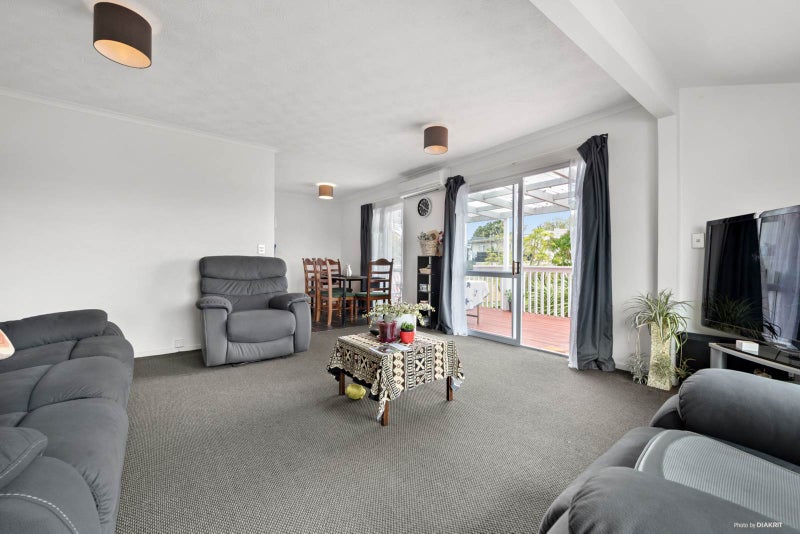 2/23 Beihlers Road, Weymouth, Auckland - Carousel 2